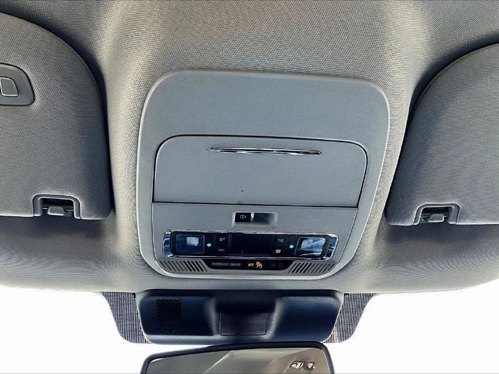 Used 2021 Gray Ford Lariat image 18