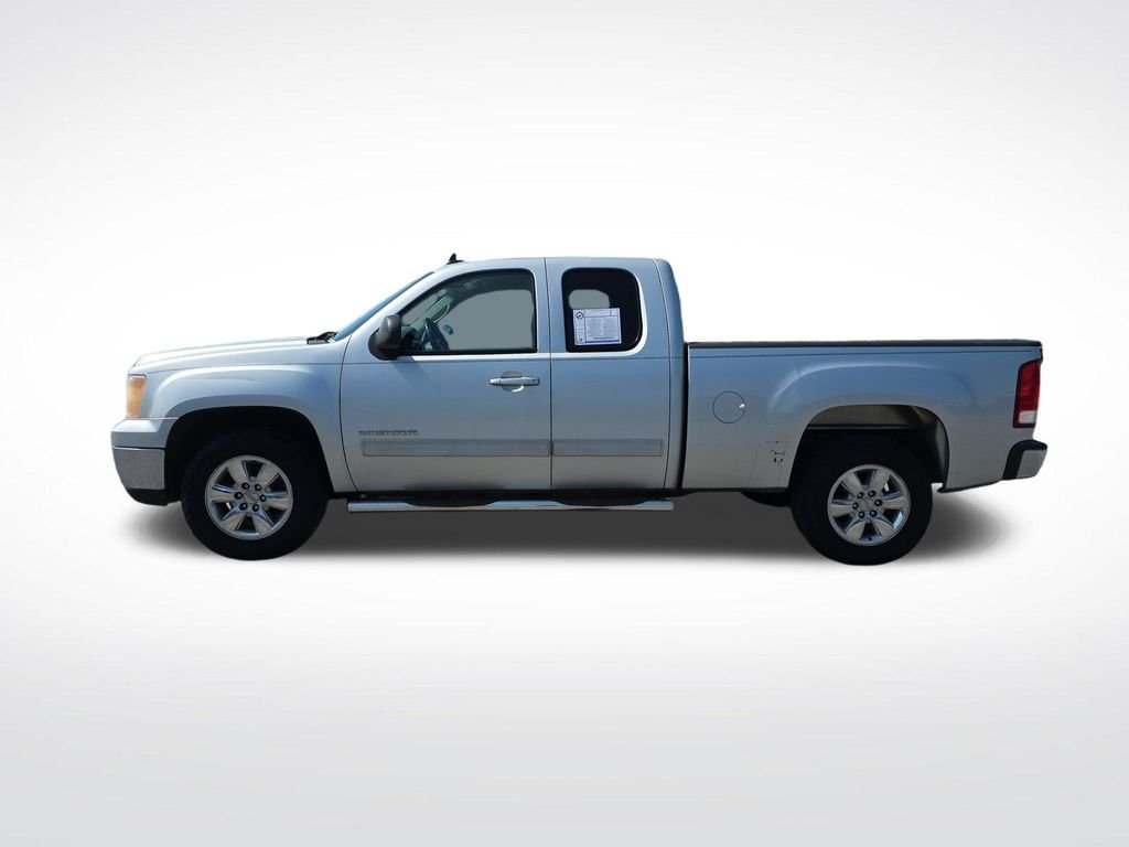 Used 2011 Silver GMC SLT image 3