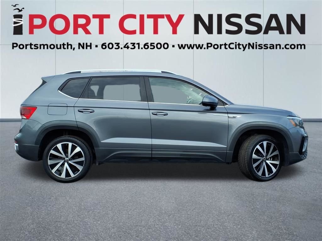Used 2024 Platinum Gray Metallic Volkswagen 1.5T SE image 30