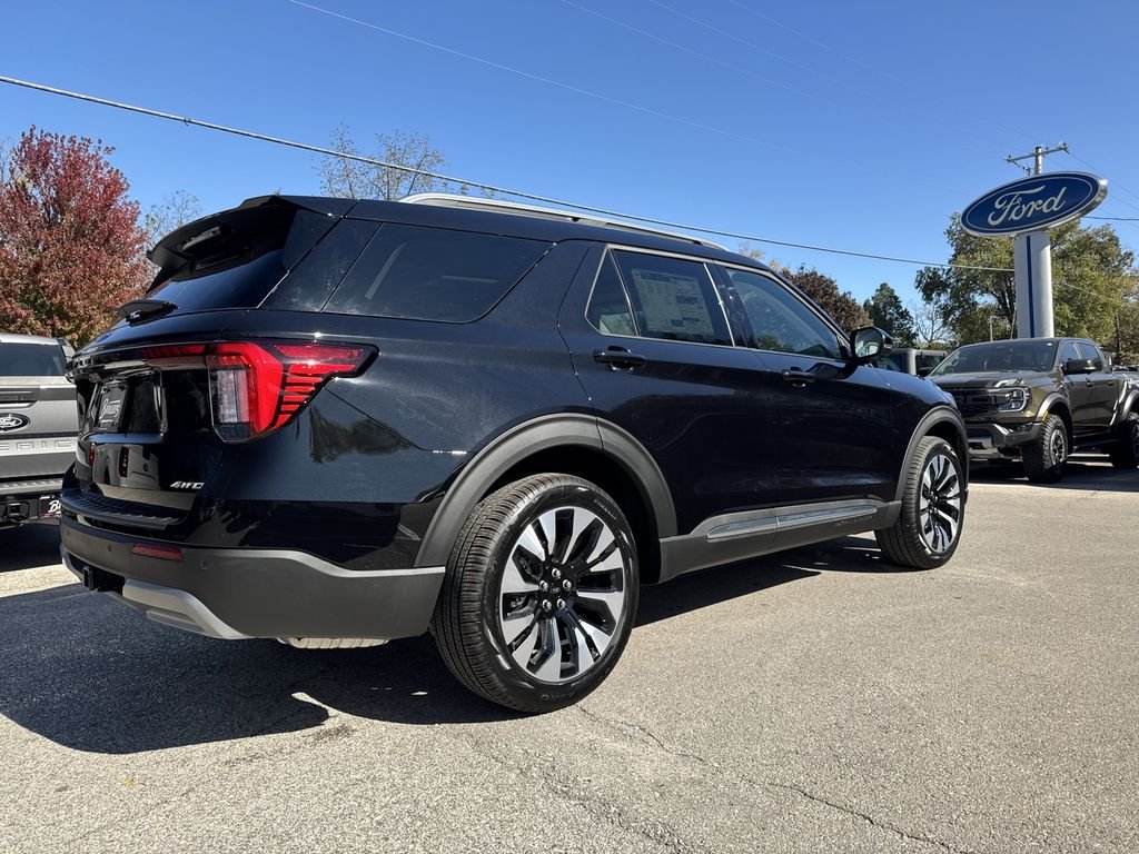 2026 Ford Explorer Platinum photo 3