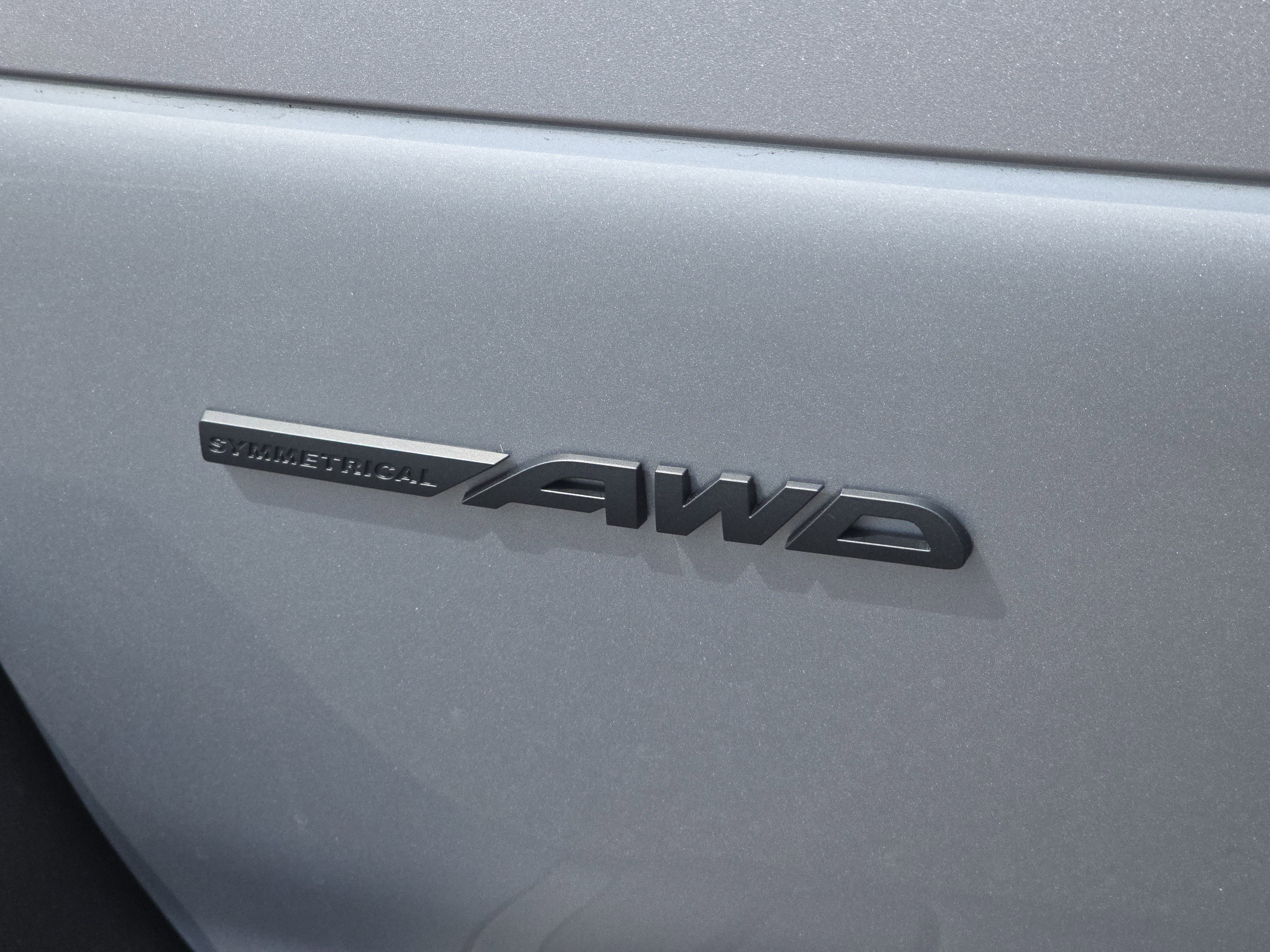 New 2026 ICE SILVER METALLIC Subaru Premium image 15