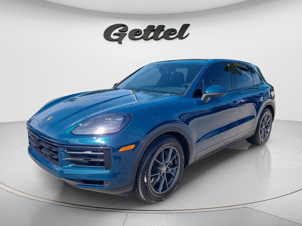 2024 Porsche Cayenne -'s photo