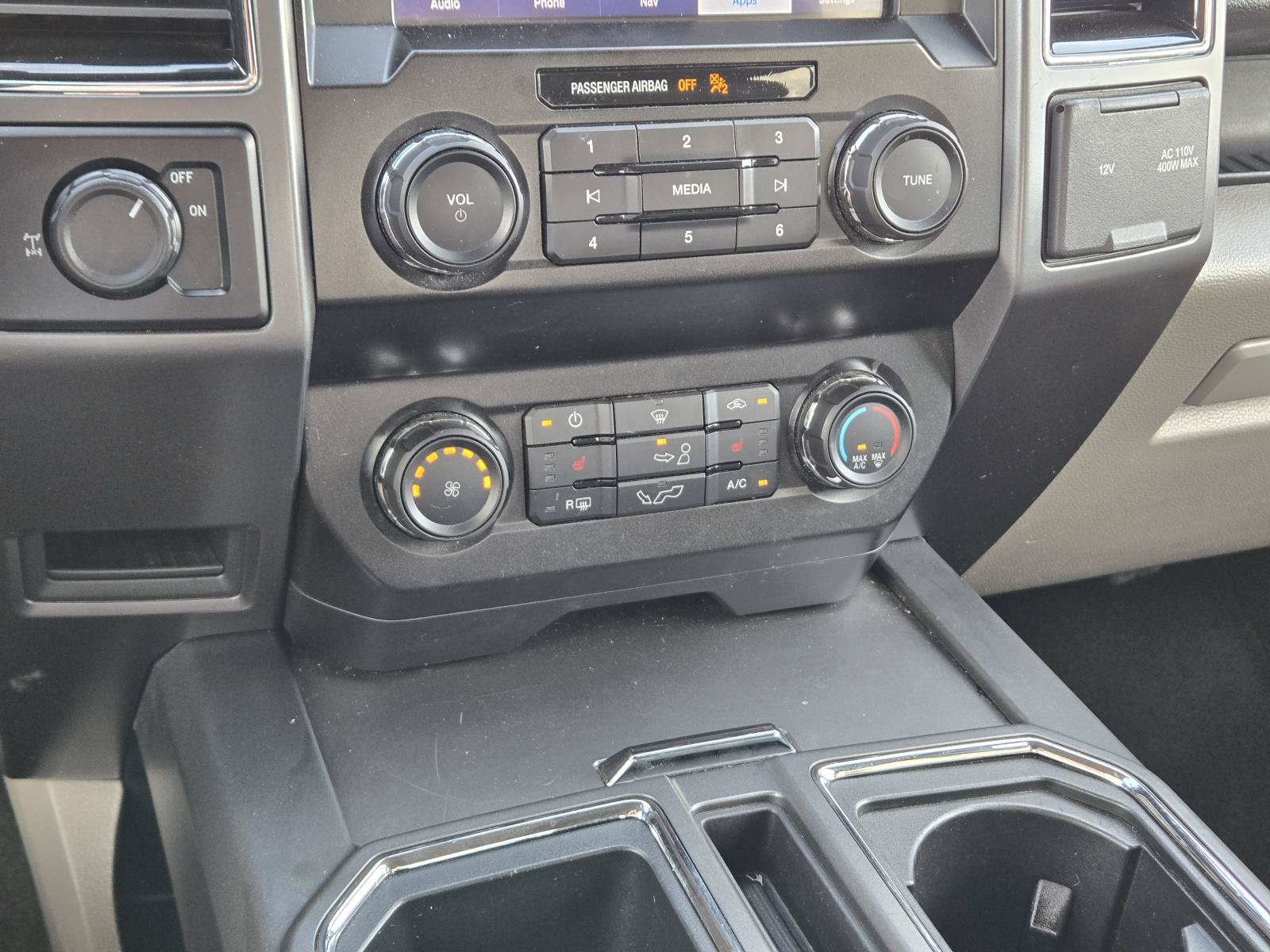 Certified Used 2020 Black Ford XLT image 29
