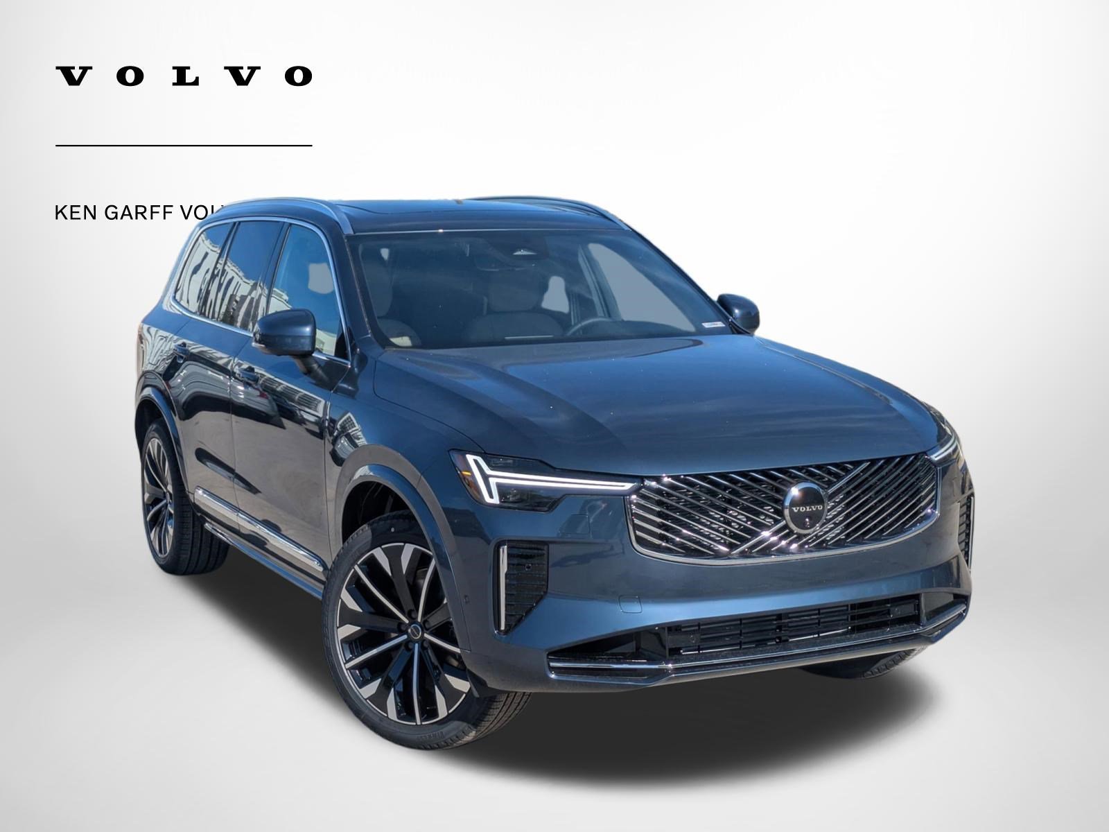 2026 Volvo XC90 Plus