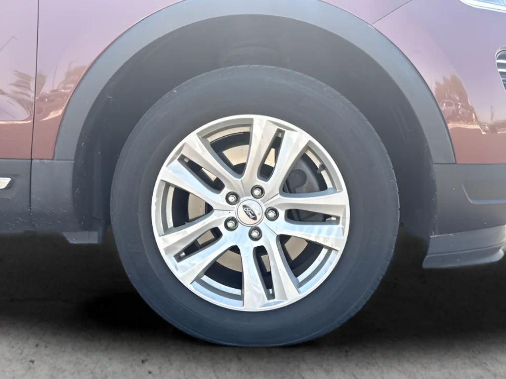 Used 2018 Red Ford XLT image 24