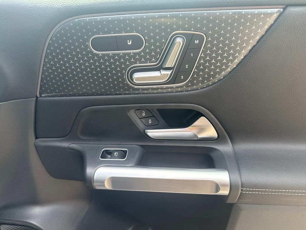 2024 Mercedes-Benz GLB Base - Photo 14