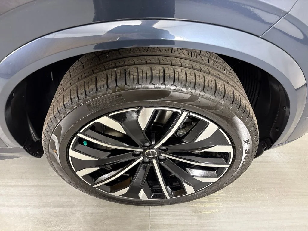 New 2026 Blue Volvo T8 Ultra image 11