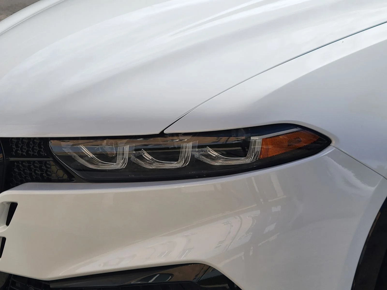 Used 2026 White Alfa Romeo Base image 23