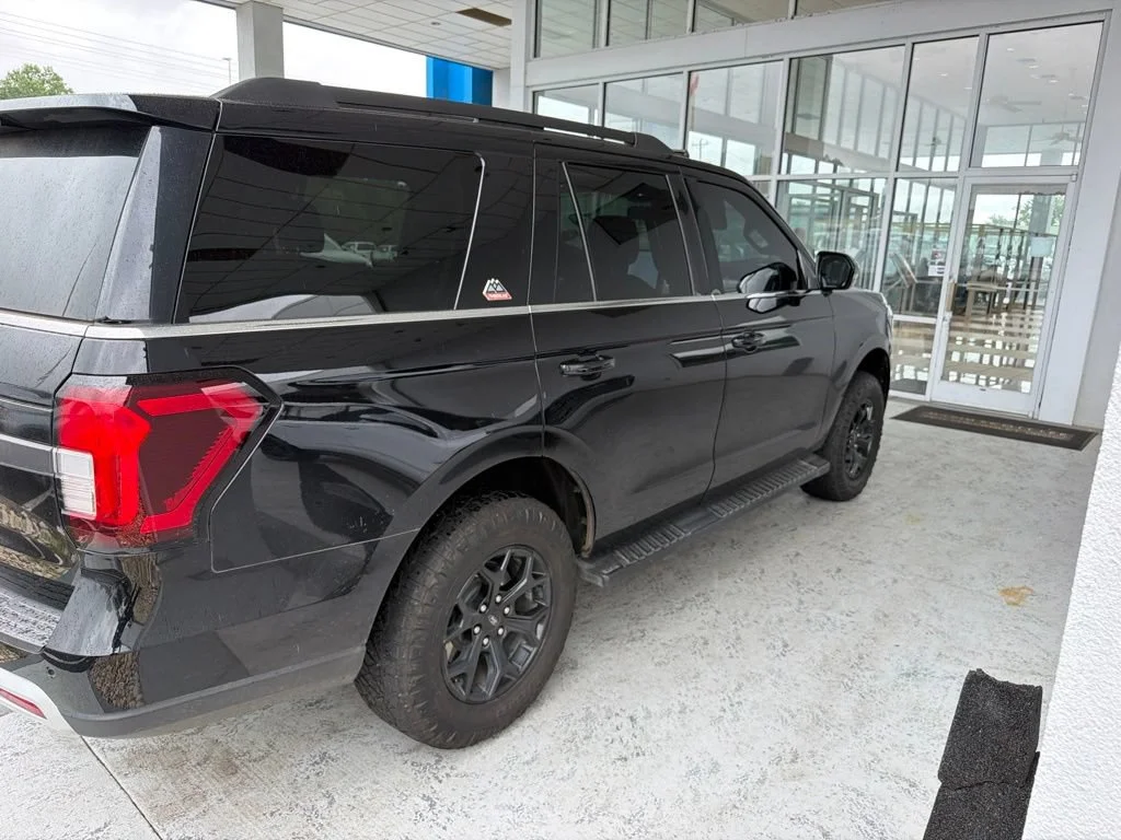 Used 2024 Agate Black Metal Ford Timberline image 6