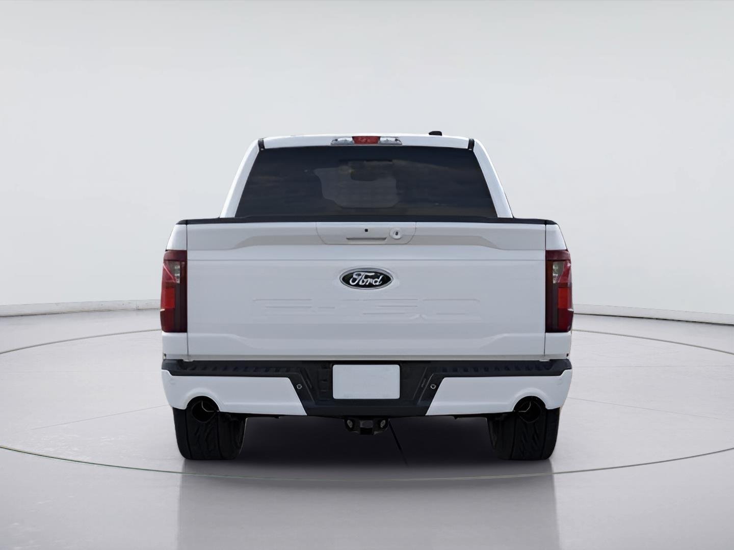 New 2026 Oxford White Ford XLT image 5