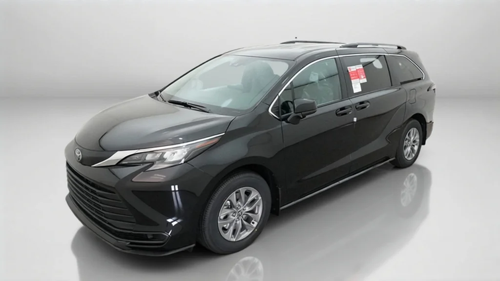 2026 Toyota Sienna LE