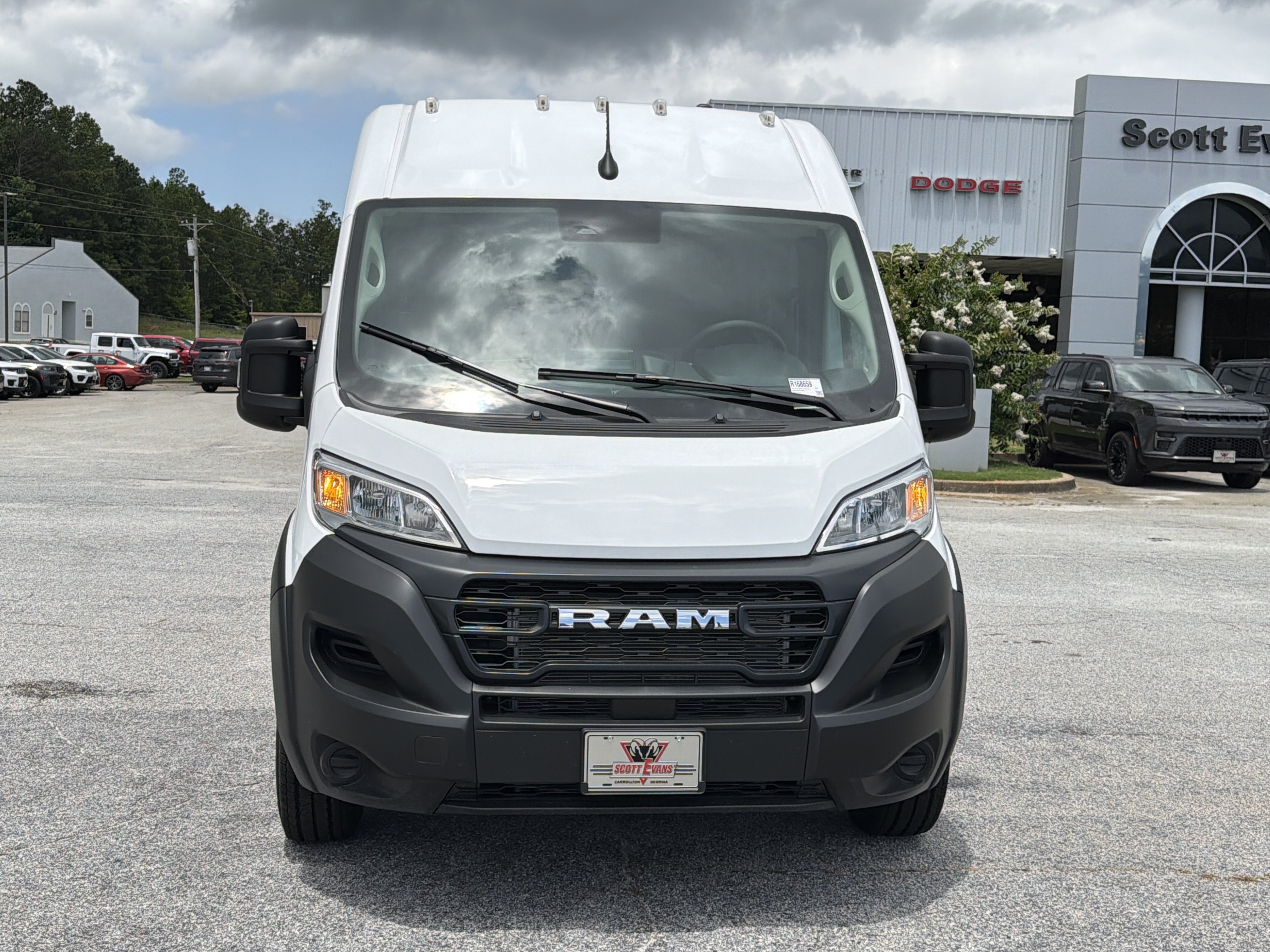 New 2026 Bright White Clearcoat RAM Tradesman image 3
