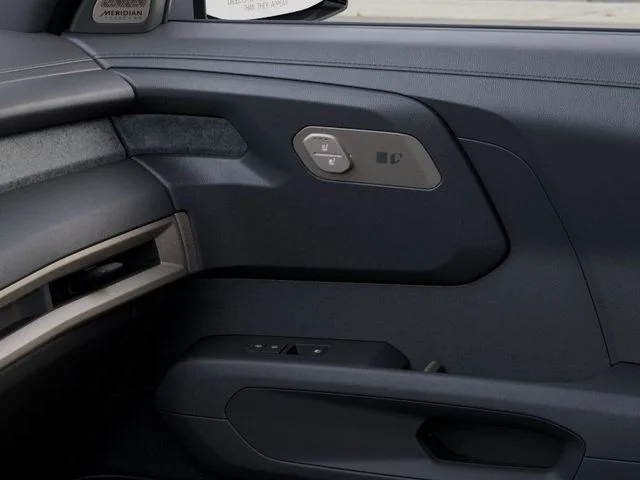 2027 Kia Telluride SX - Photo 25