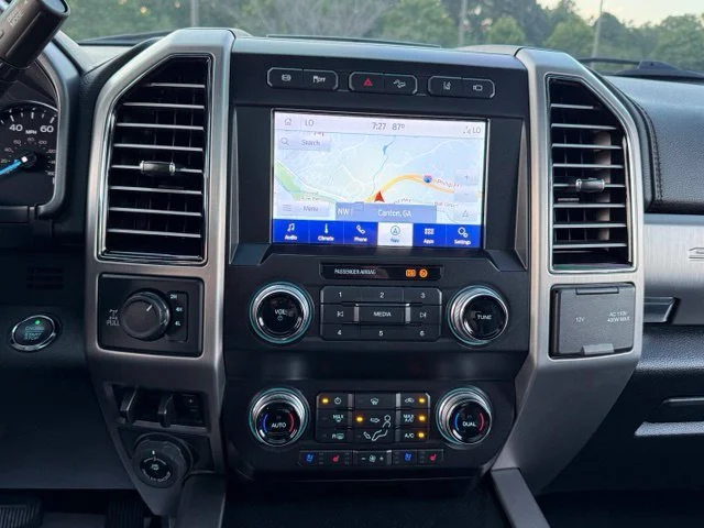 Used 2021 White Ford Platinum image 20
