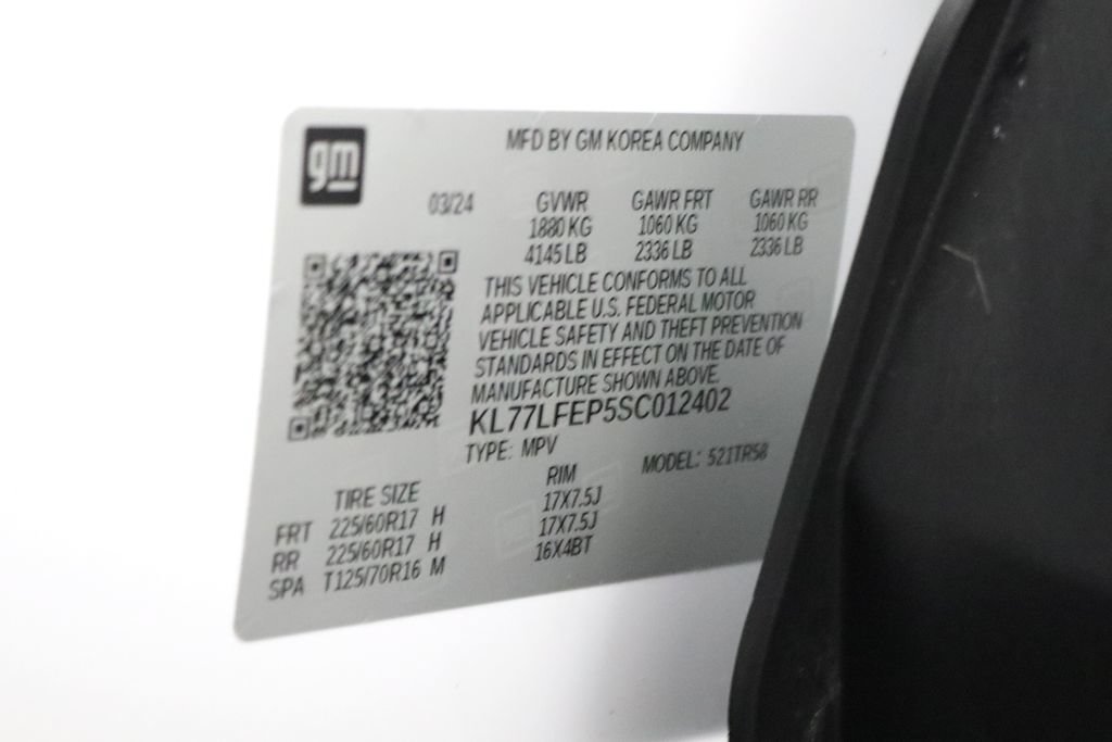 2025 Chevrolet Trax LS - Photo 33