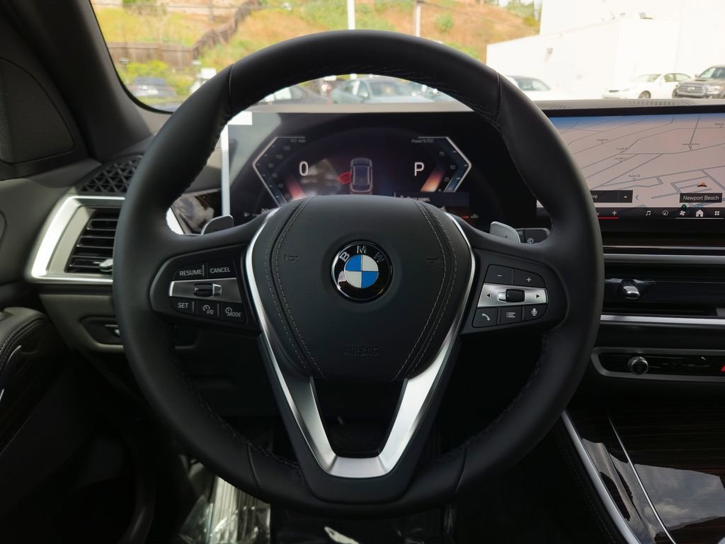 New 2026 Skyscraper Grey Metallic BMW sDrive40i image 14