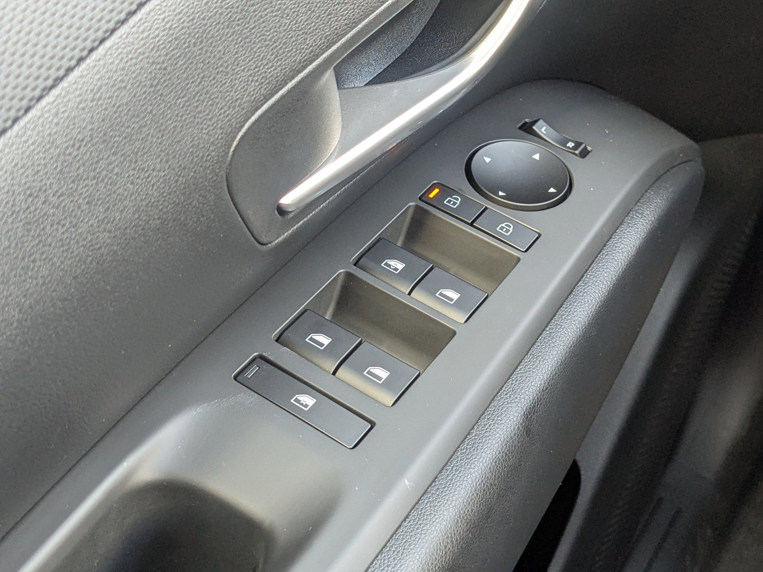 2026 GENESIS G90 Base - Photo 27