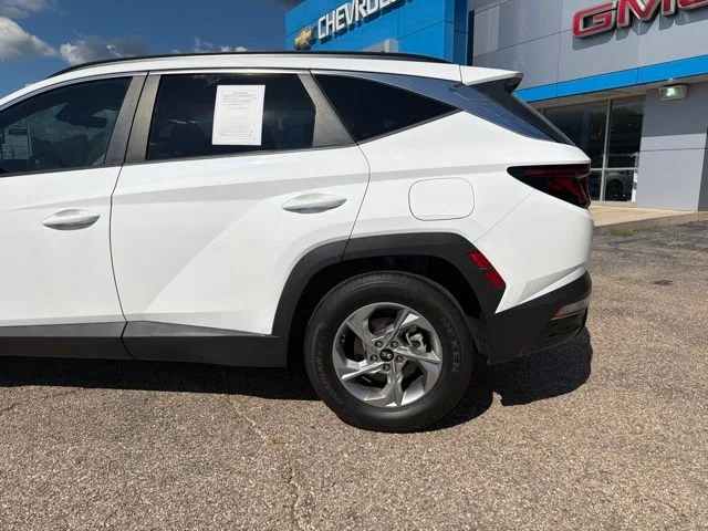 Used 2024 White Pearl Hyundai SEL image 4