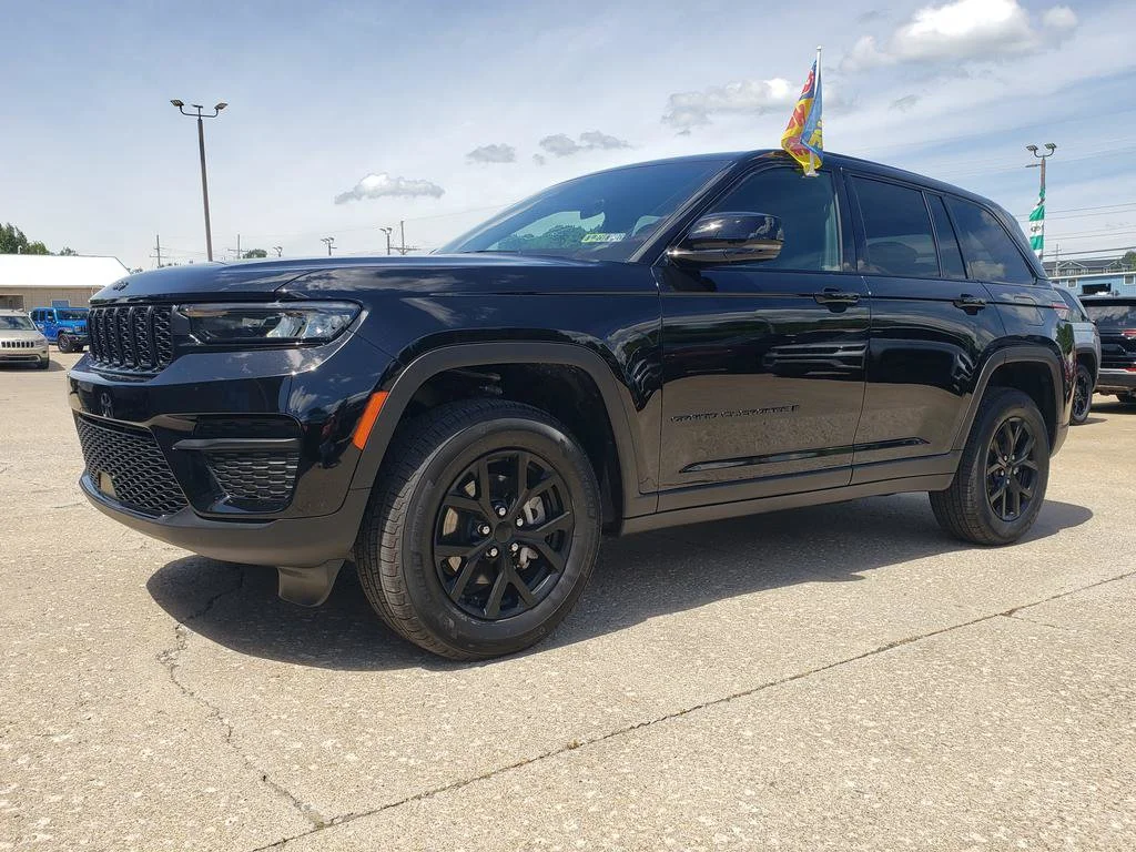 2025 Jeep Grand Cherokee Altitude - Photo 8