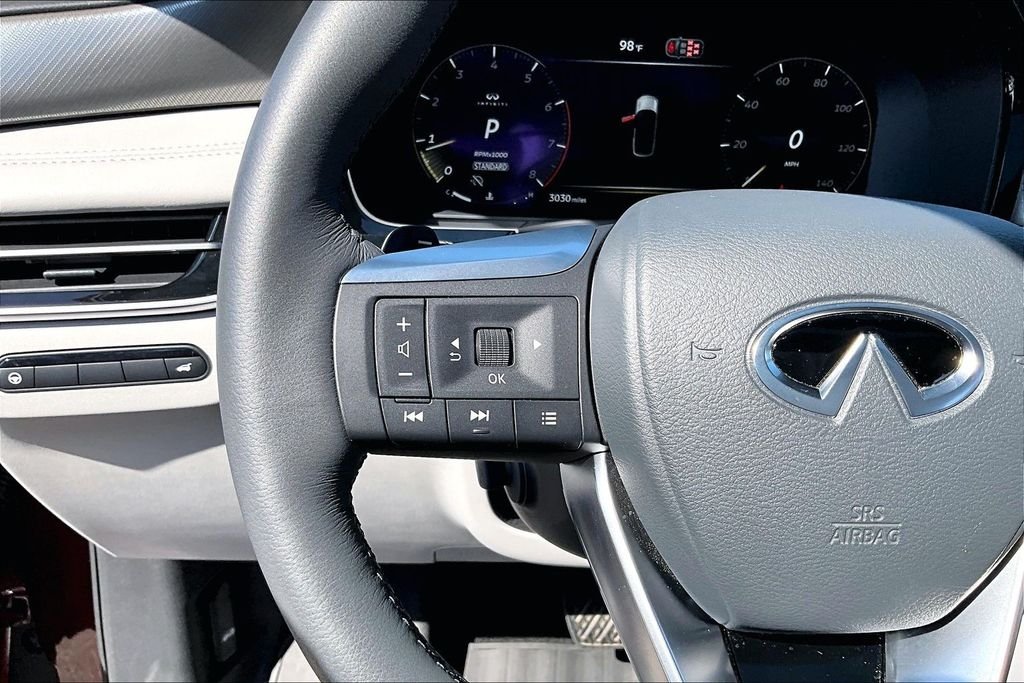 Used 2026 Red INFINITI LUXE image 20