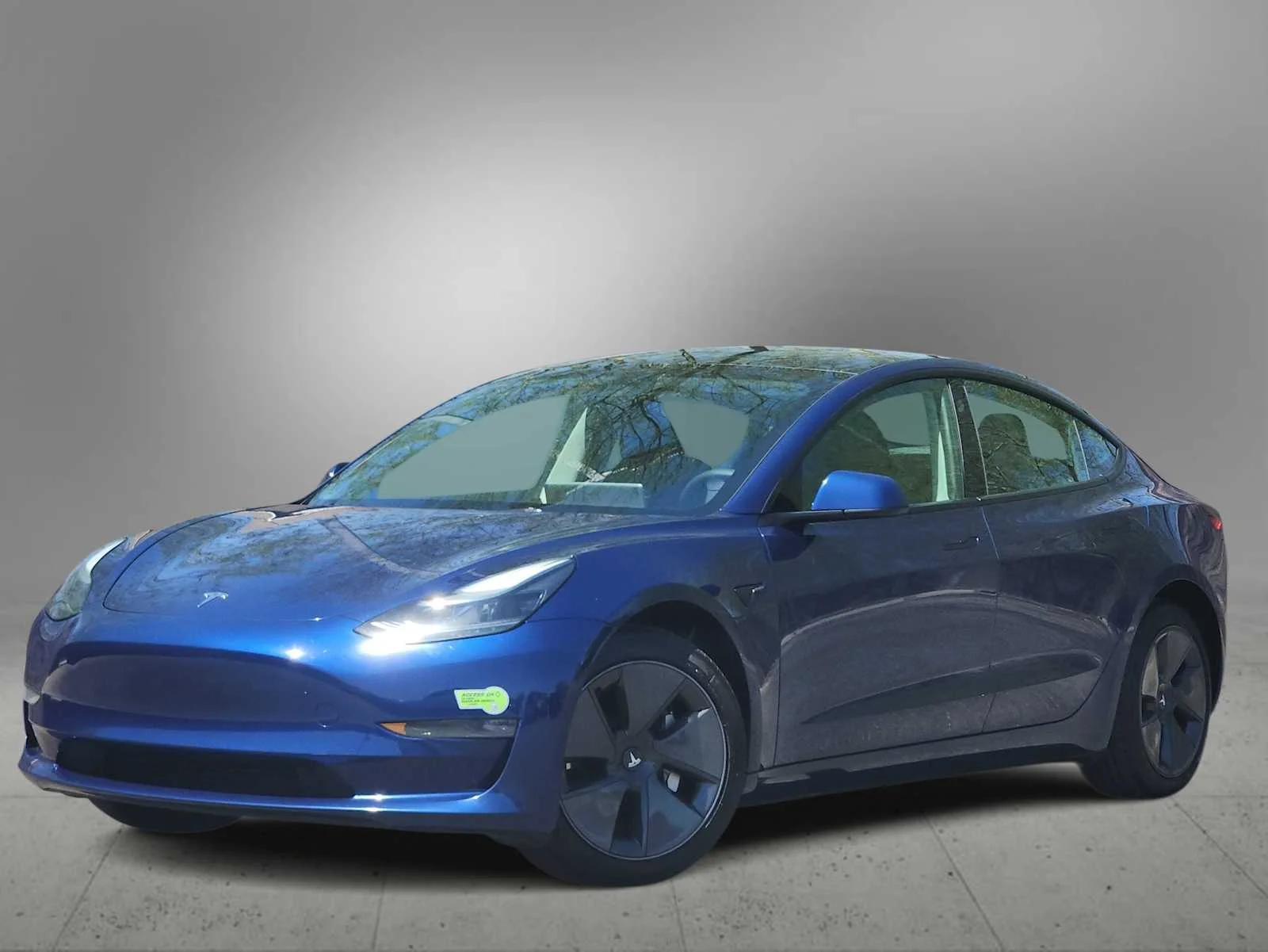 2023 Tesla Model 3 -'s photo