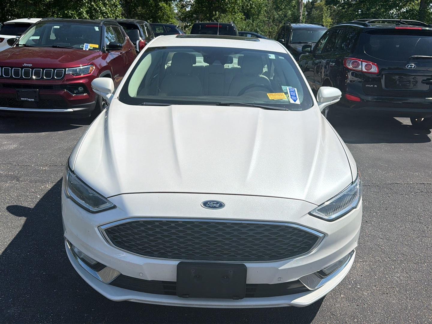 Used 2017 White Platinum Metallic Tri-Coat Ford Platinum image 2