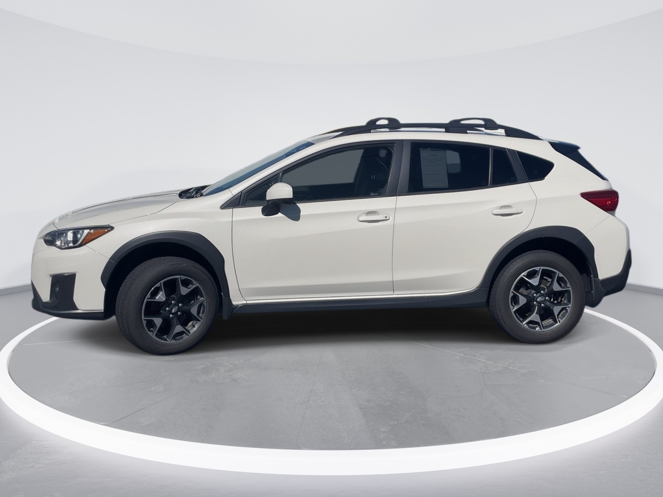 Used 2019 Crystal White Pearl Subaru Premium image 4