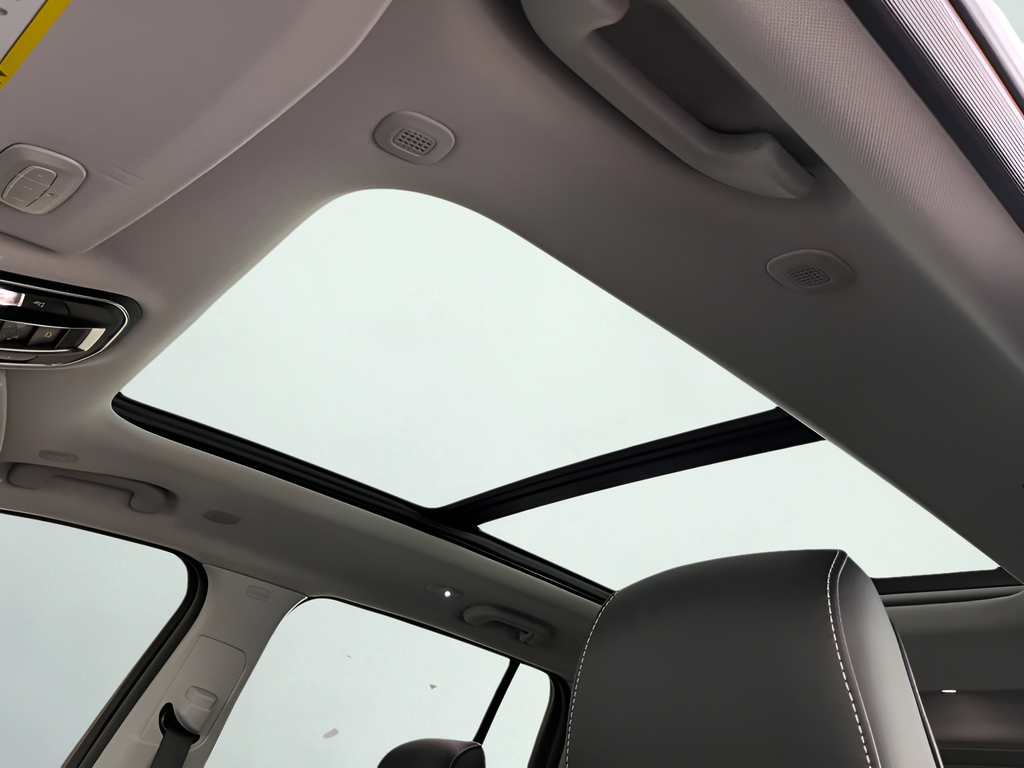 Used 2024 White Jeep Limited image 25