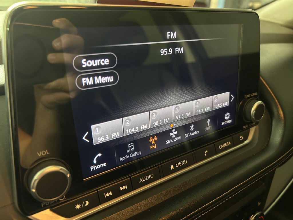 Used 2023 Gray Nissan SV image 11