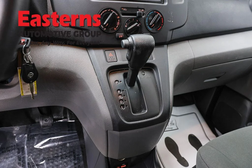 Used 2020 White Nissan SV image 12