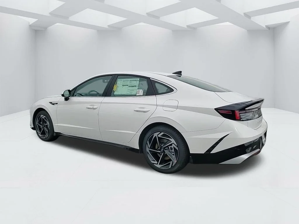 New 2026 White Hyundai SEL Sport image 7
