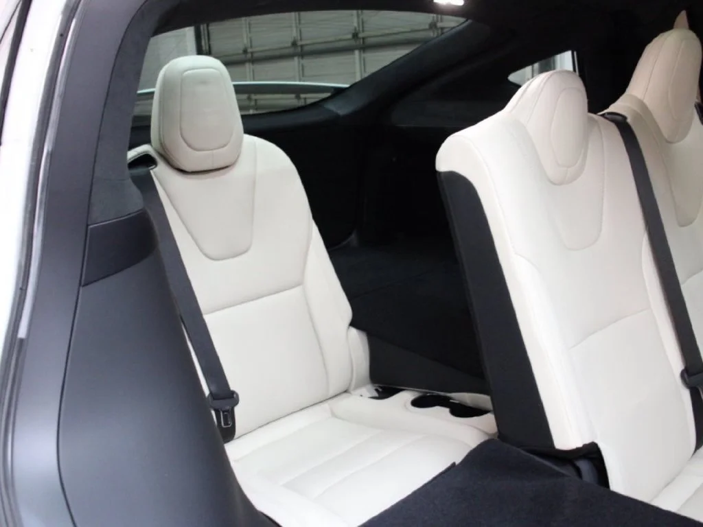 Used 2023 Pearl White Multi-Coat Tesla 7 Seater AWD image 10