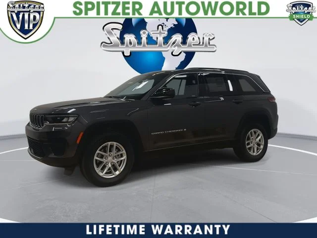 New 2026 Baltic Gray Metallic Clear-Coat Exterior Paint Jeep Laredo X image 6