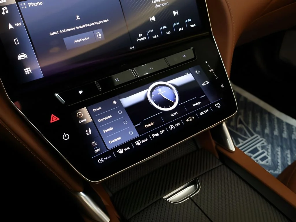 New 2026 Nero Assoluto Metallic Maserati Base image 30