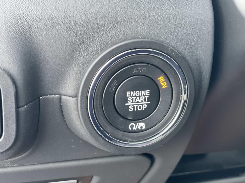 2024 Maserati Ghibli Modena Ultima - Photo 17