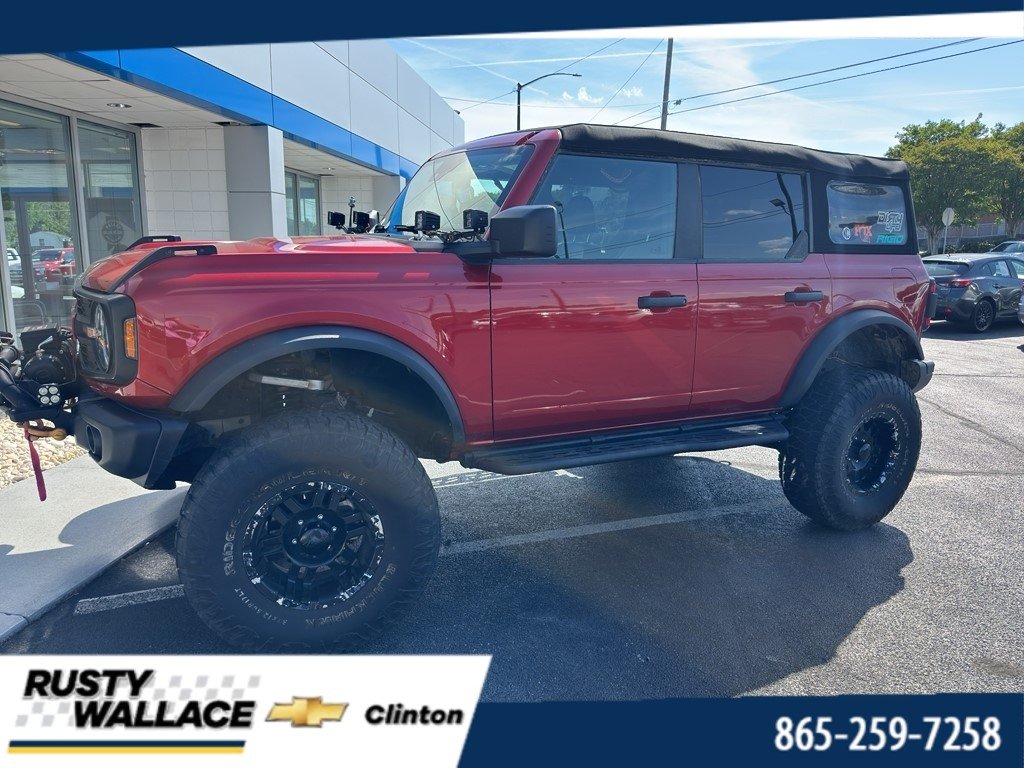 2024 Ford Bronco Black Diamond Mid (322A) 4x4's photo