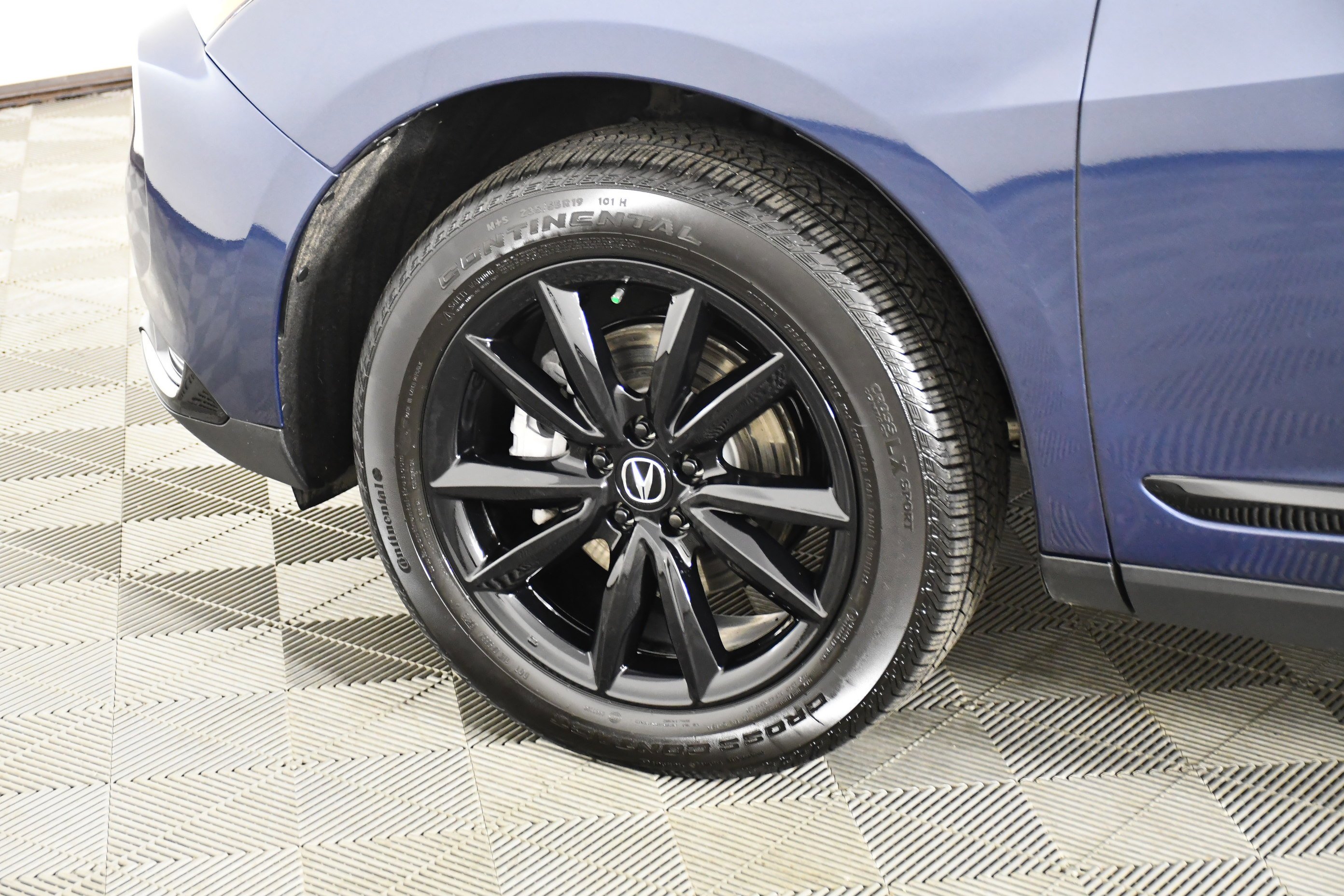 Used 2025 Canyon River Blue Metallic Acura Base image 106