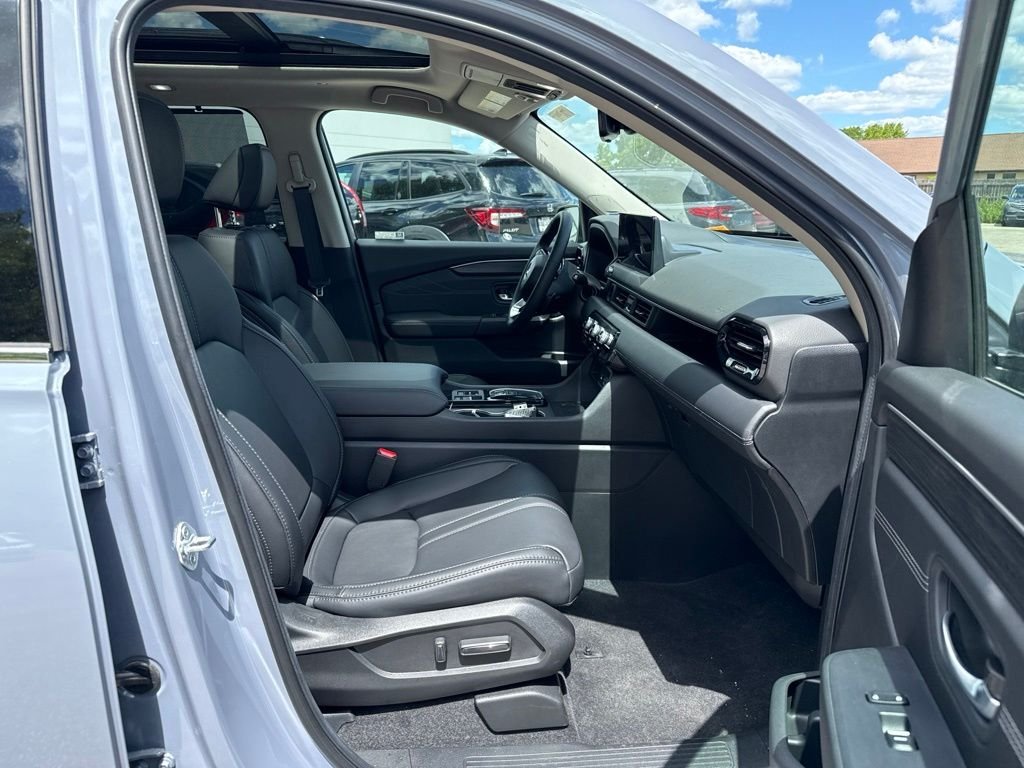 Used 2026 Gray Pearl Honda Touring image 12