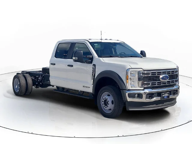 New 2026 Oxford White Ford XL image 3