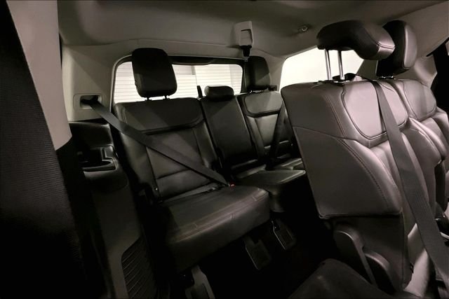 Used 2025 Oxford White Ford Active image 33