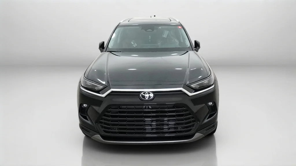 New 2026 Midnight Black Metallic Toyota Platinum image 16