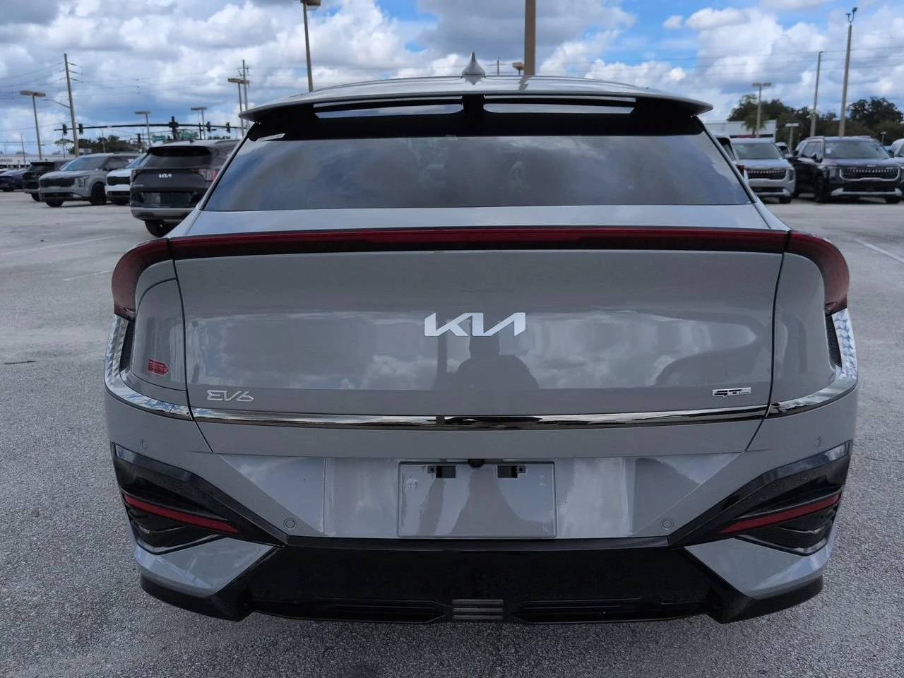 New 2026 Wolf Gray Kia GT-Line image 5