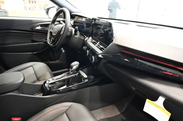 2026 Chevrolet Trax RS - Photo 13