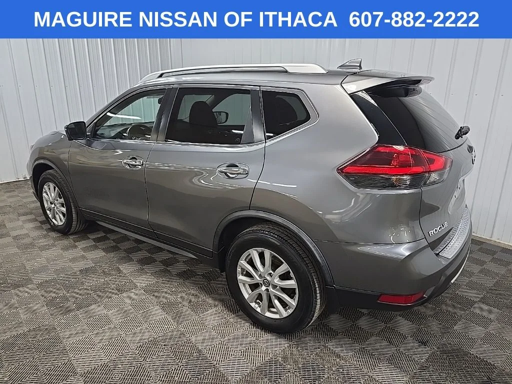 Used 2018 Gray Nissan SV image 9