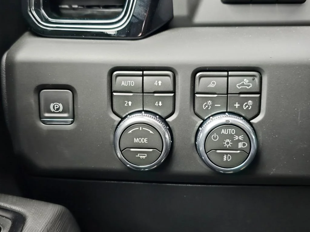 2026 GMC Sierra 2500HD AT4X - Photo 18