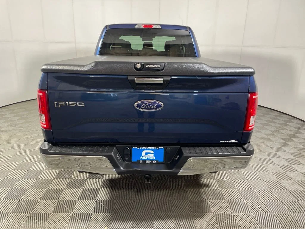 Used 2016 Blue Ford XLT image 7