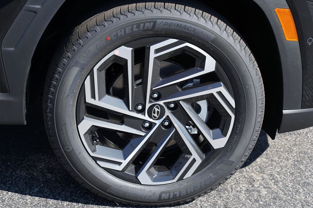 New 2026 Phantom Black Hyundai Limited image 36