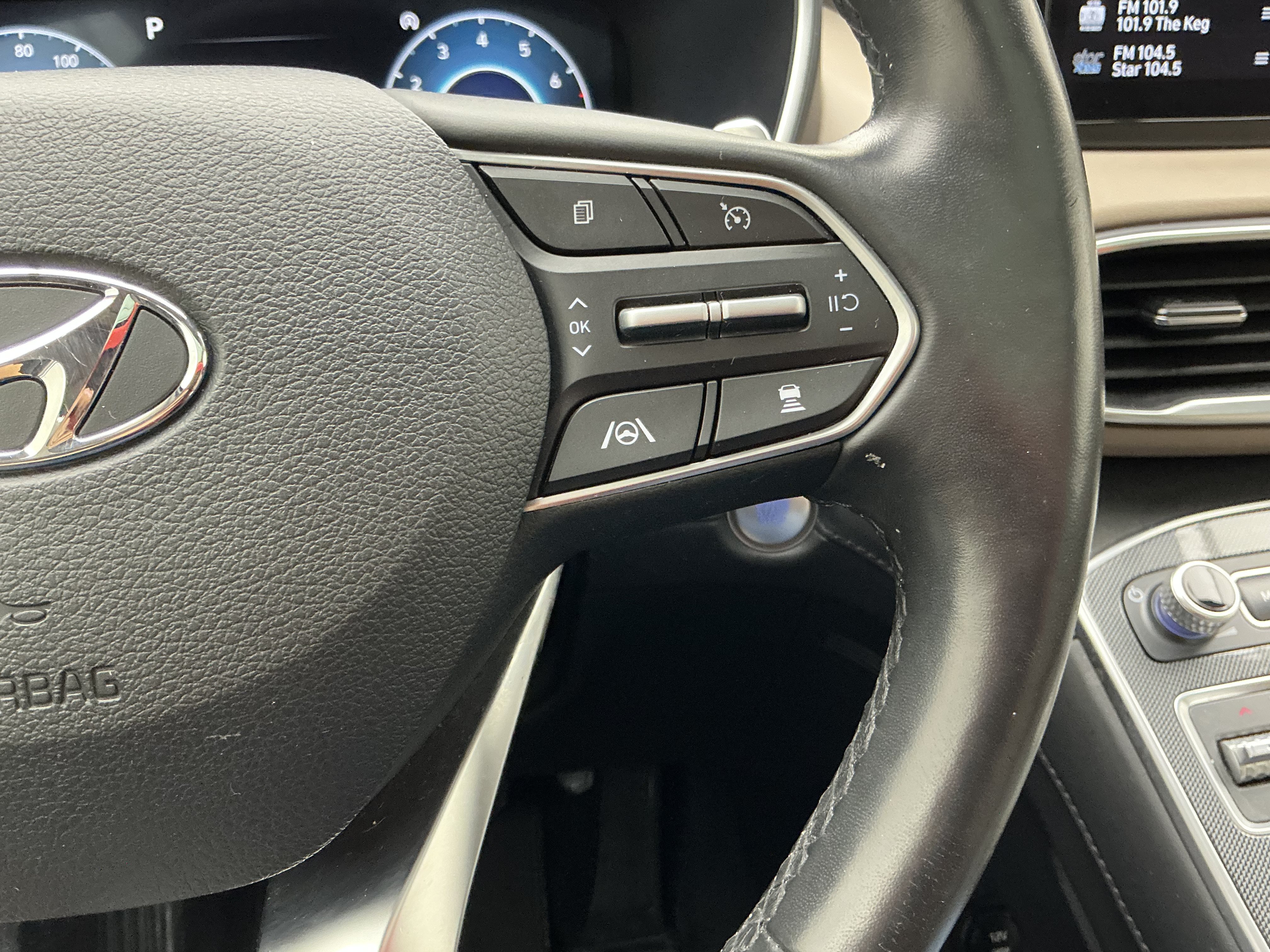 Used 2021 Quartz White Hyundai Limited image 10