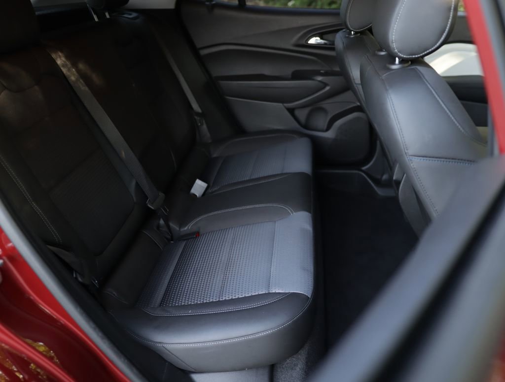 Used 2025 Crimson Metallic Chevrolet LT image 25