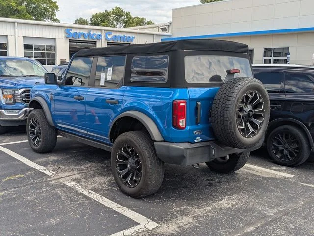 Used 2022 Velocity Blue Metallic Ford Base image 3